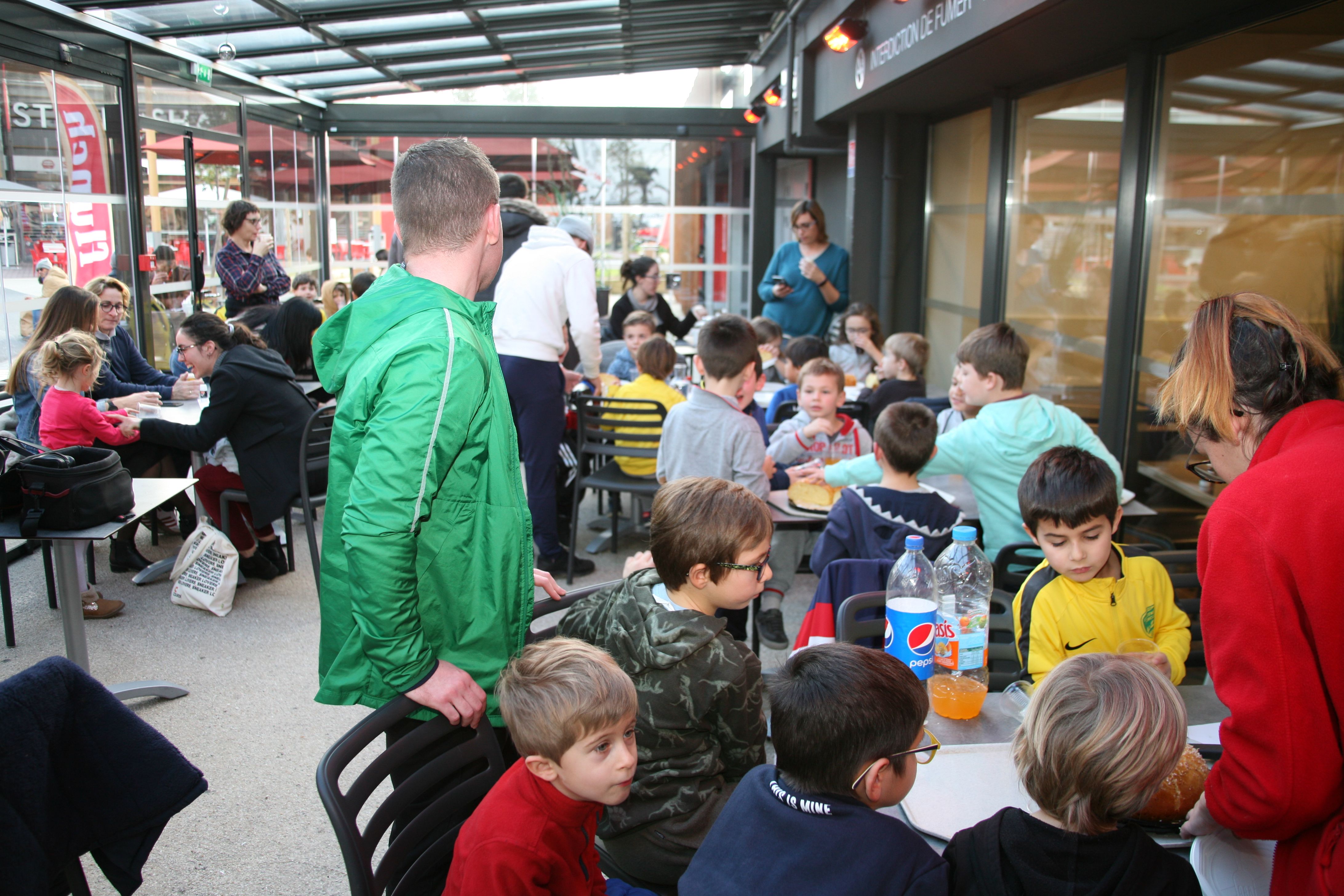 LES U7 ET U6 CHEZ FLUNCH ANGLET