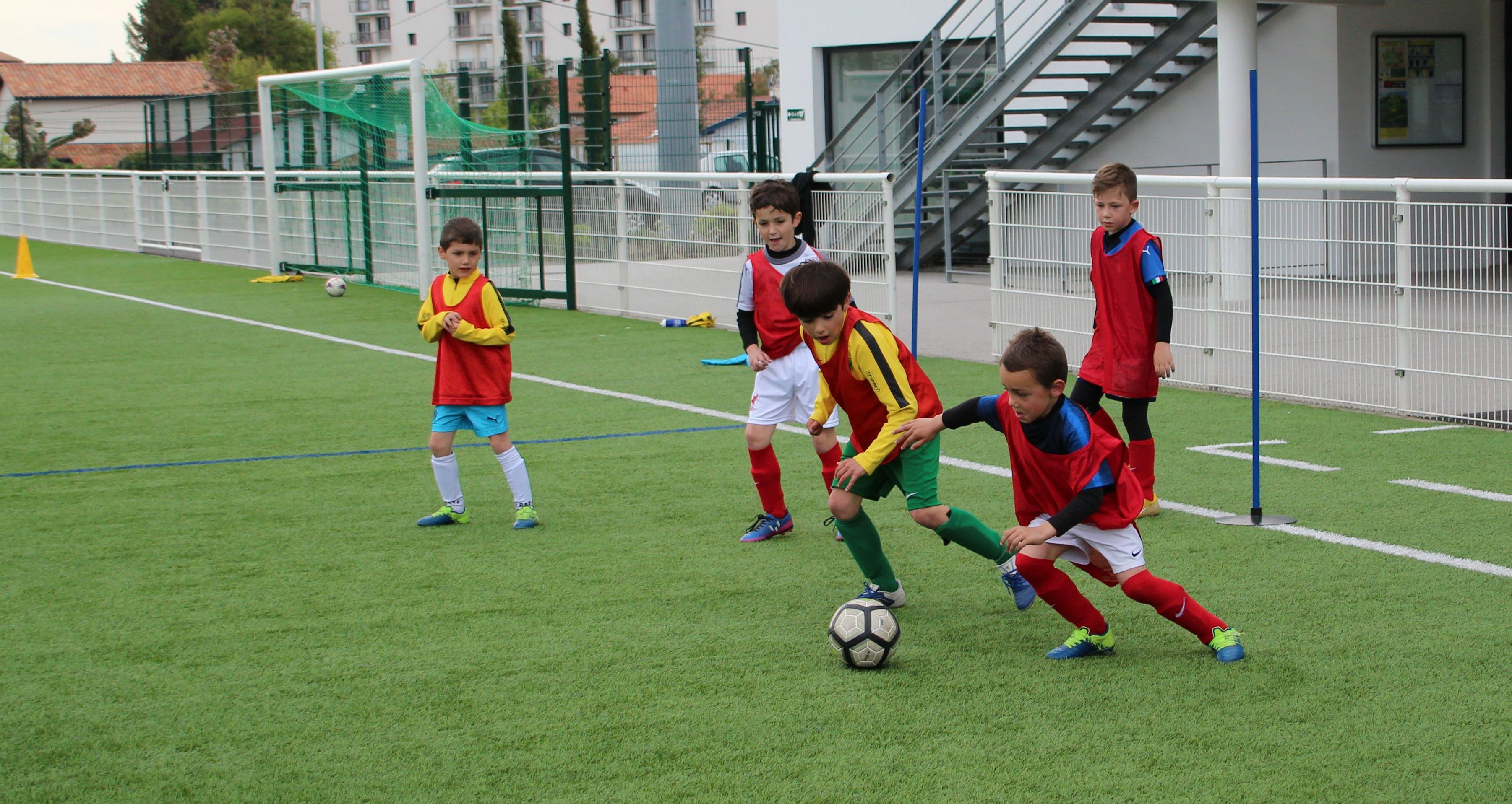 STAGE DE FOOT - C'EST PARTI !