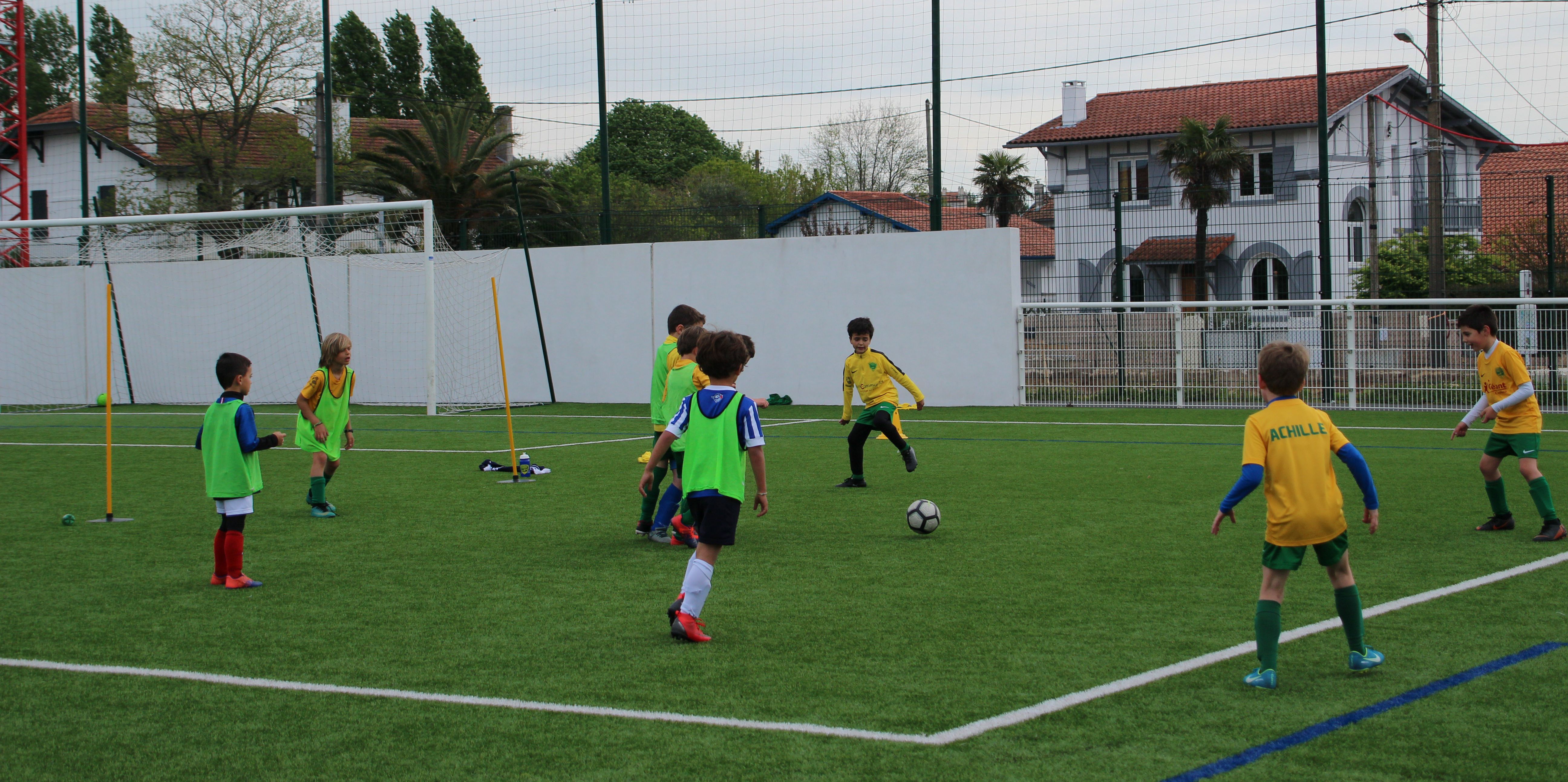 STAGE DE FOOT - C'EST PARTI !