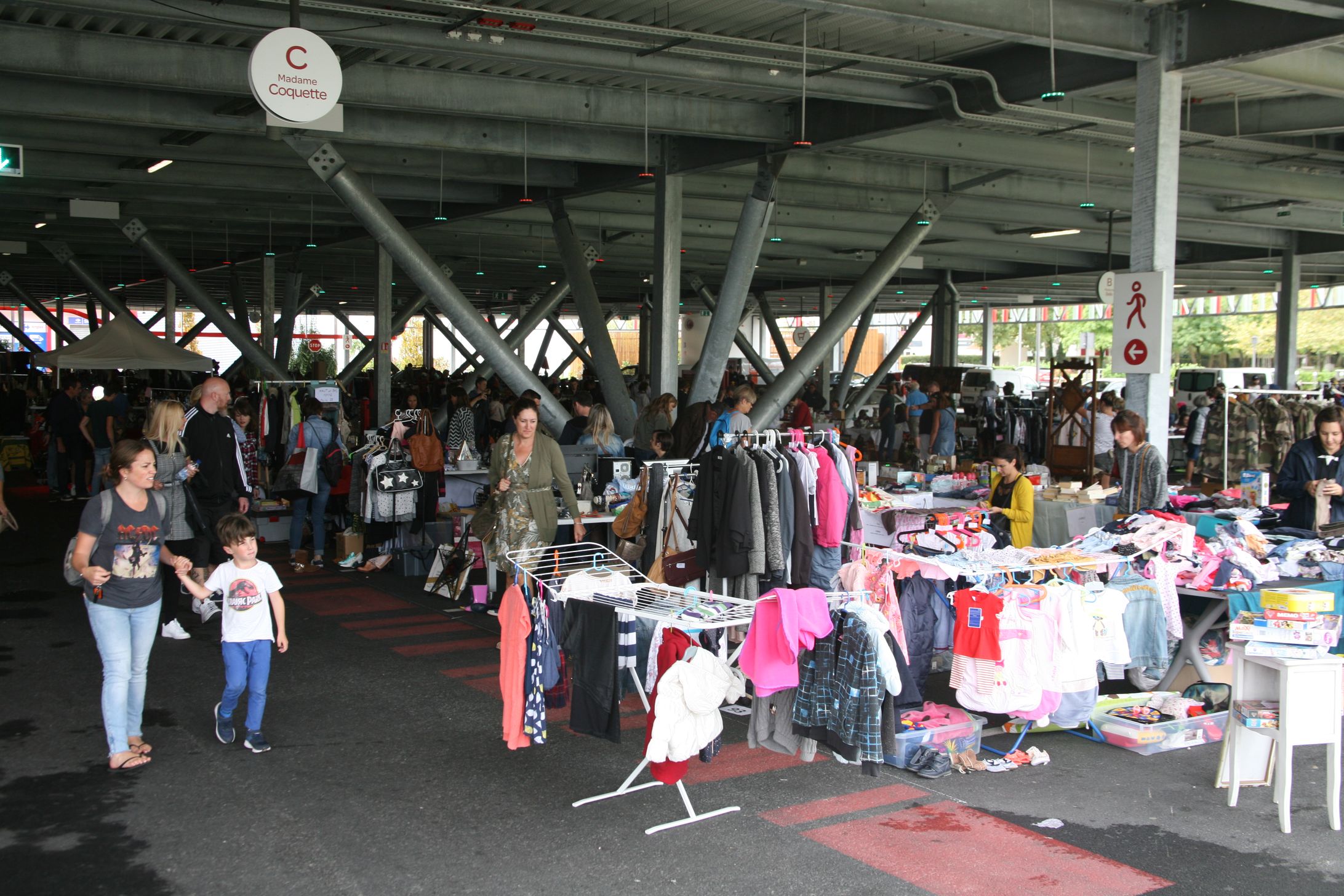 LE SUCCES DU VIDE GRENIER