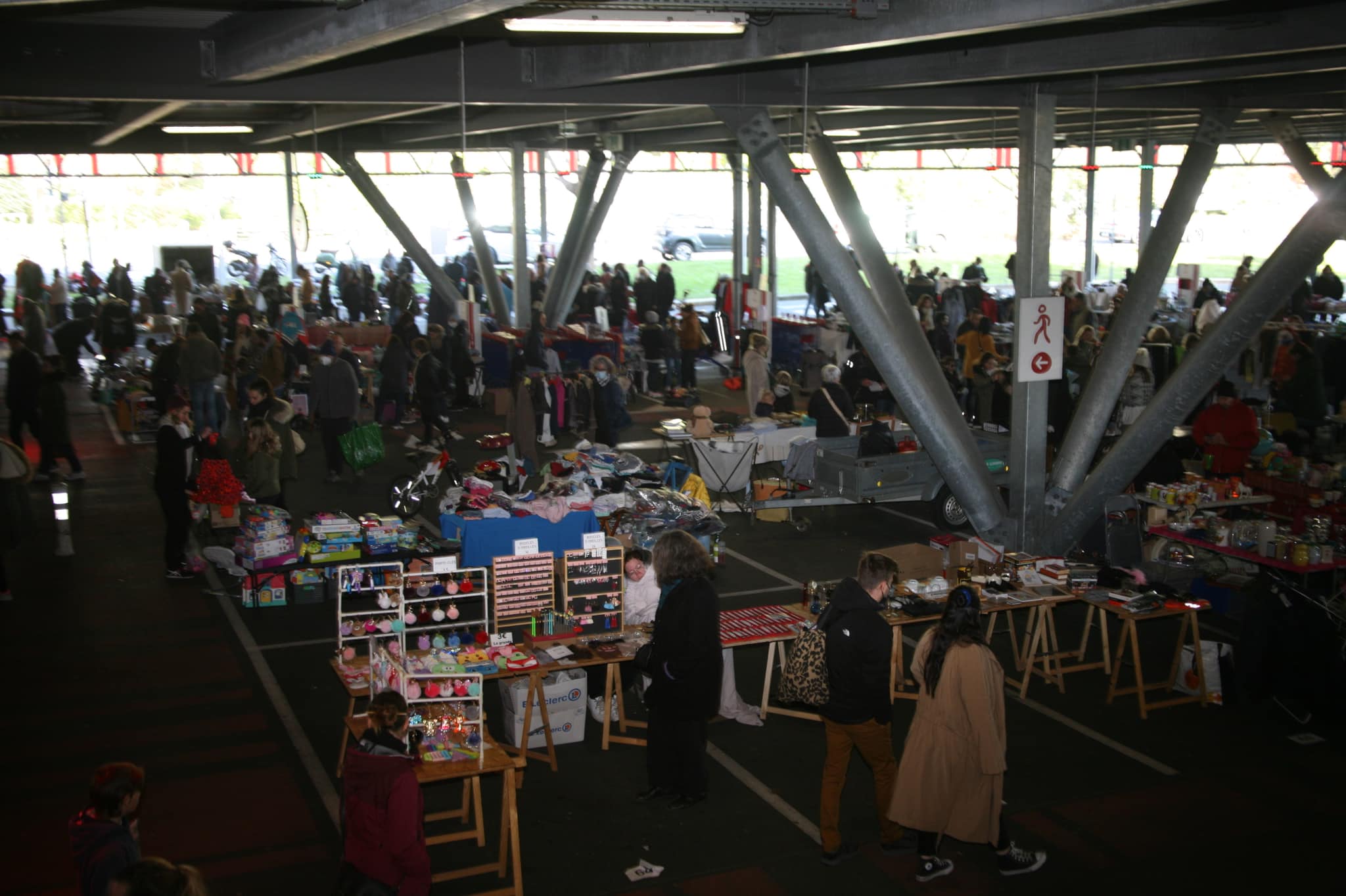 RETOUR SUR LE VIDE GRENIER 