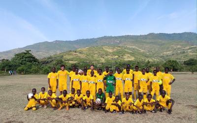 JOANES EN MISSION HUMANITAIRE AU KENYA